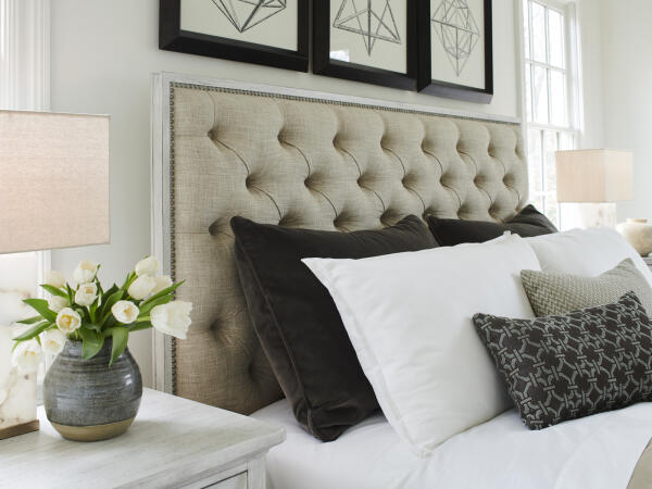 Sag Harbor Tufted Upholstered King Bed - Image 3
