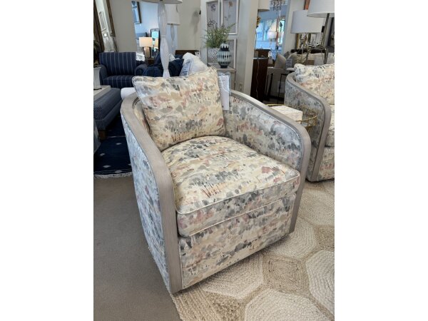 Craftmaster  Swivel Chair Chairs