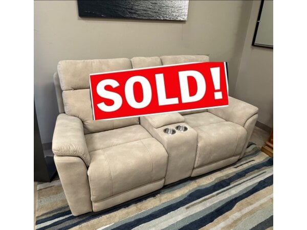 Bassett Power Reclining Loveseat Clearance 2