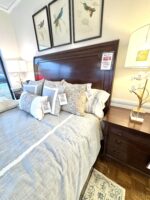 Hooker King Sleigh Bed Inv.#14477 - Image 2